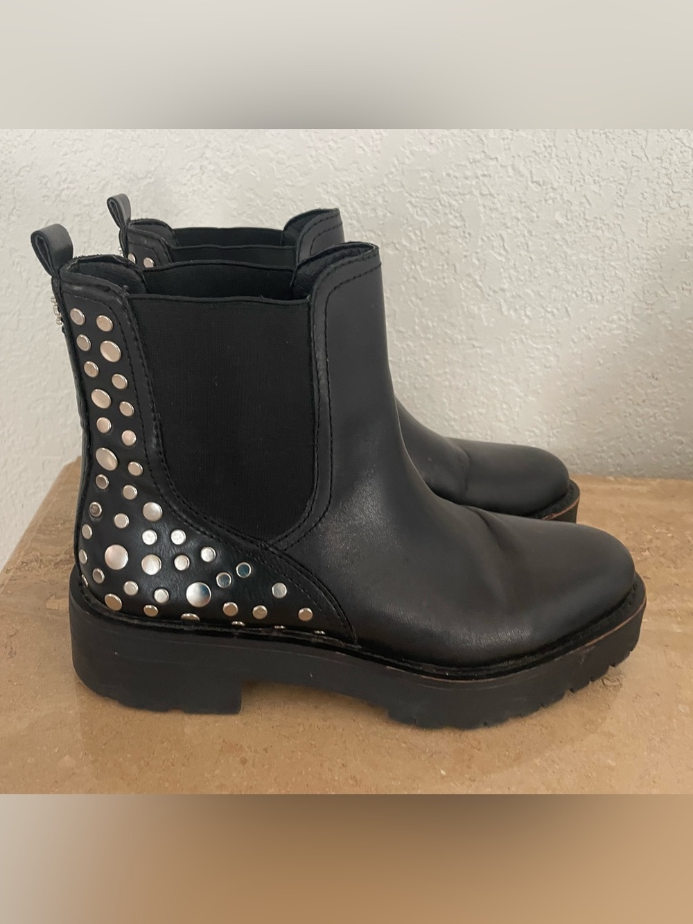 SAM EDELMAN Black Dover Chelsea  Studded Pull-On Ankle Boot Sz 7.5 M